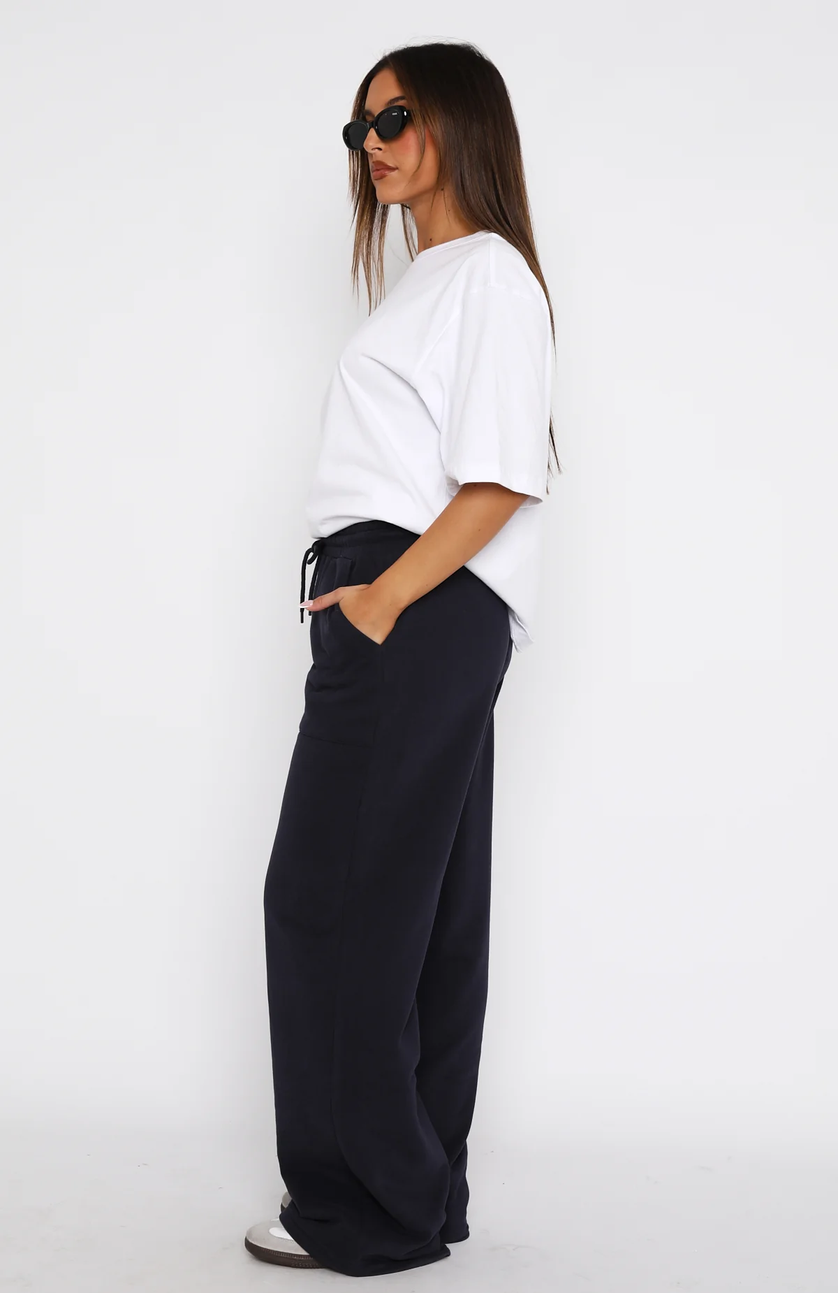 You'd Love It Here Wide Leg Sweatpants Navy You'd Love It Here Wide Leg Sweatpants Navy